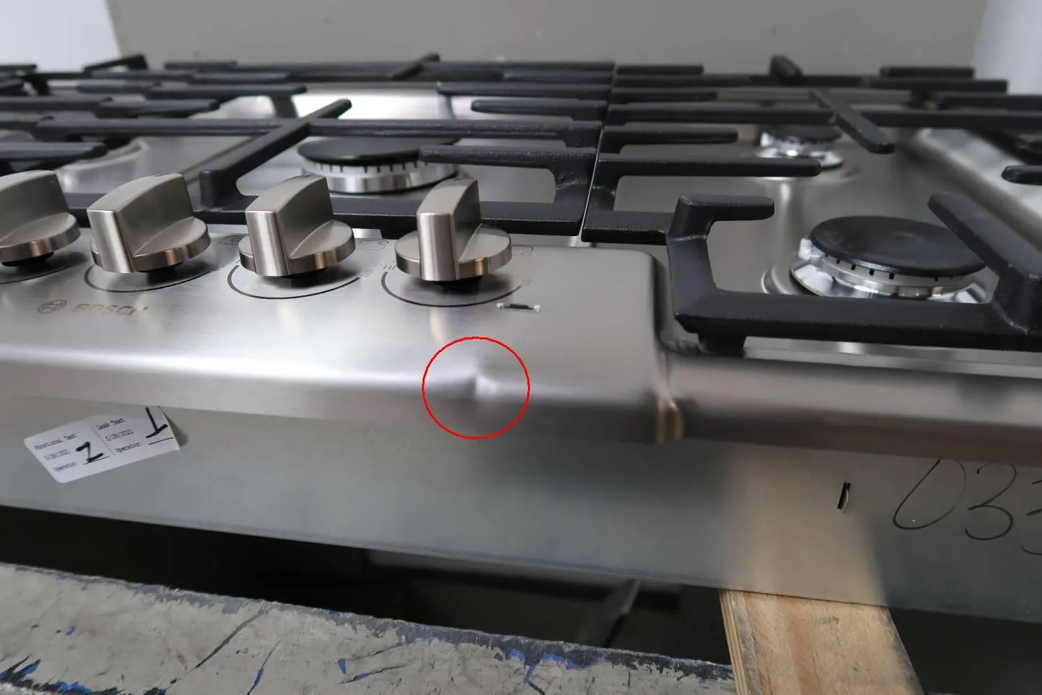 Bosch 800 Series 36" LED Indicator Lights 5 Sealed Burners Gas Cooktop NGM8656UC