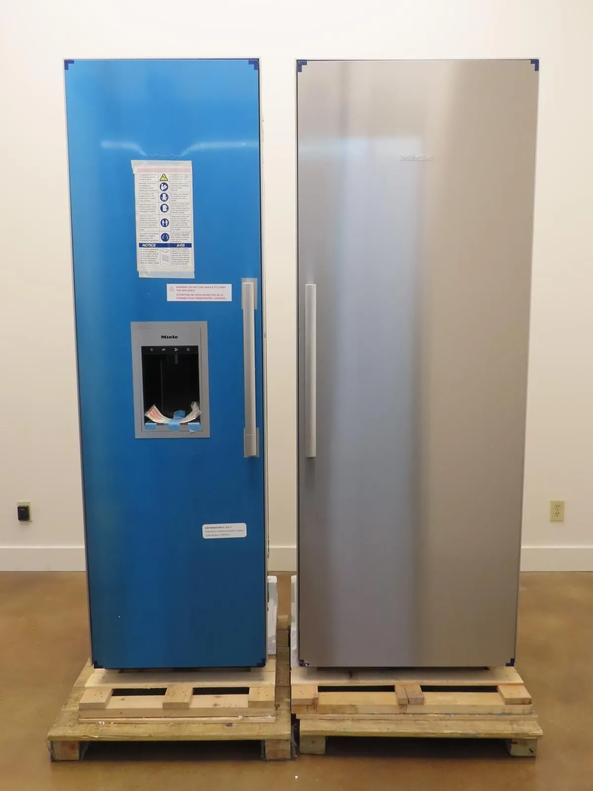 Miele MasterCool Series 54" Refrigerator Freezer Columns K2801SF / F2672SF